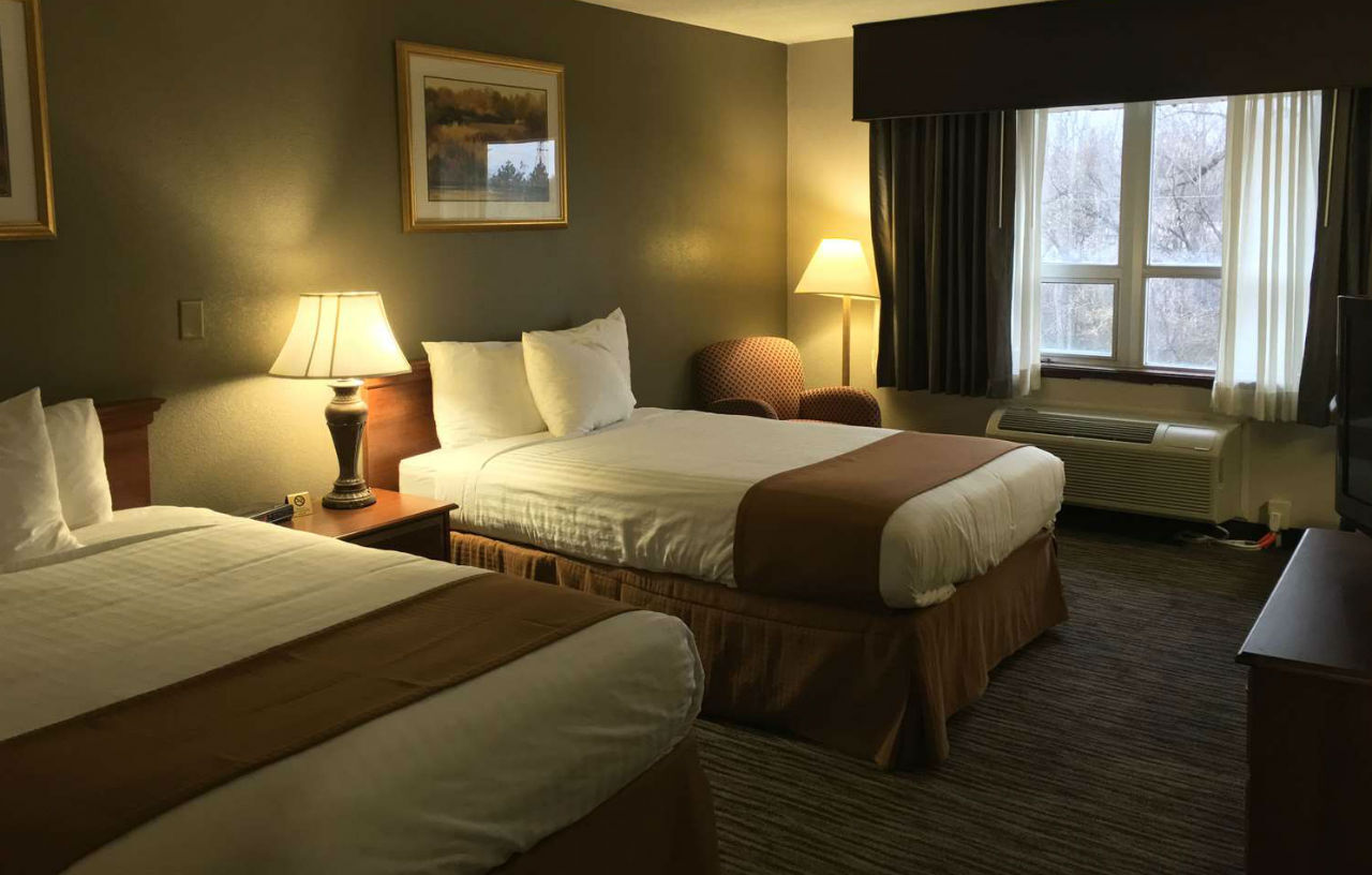 יוטיקה Best Western Gateway Adirondack Inn מראה חיצוני תמונה